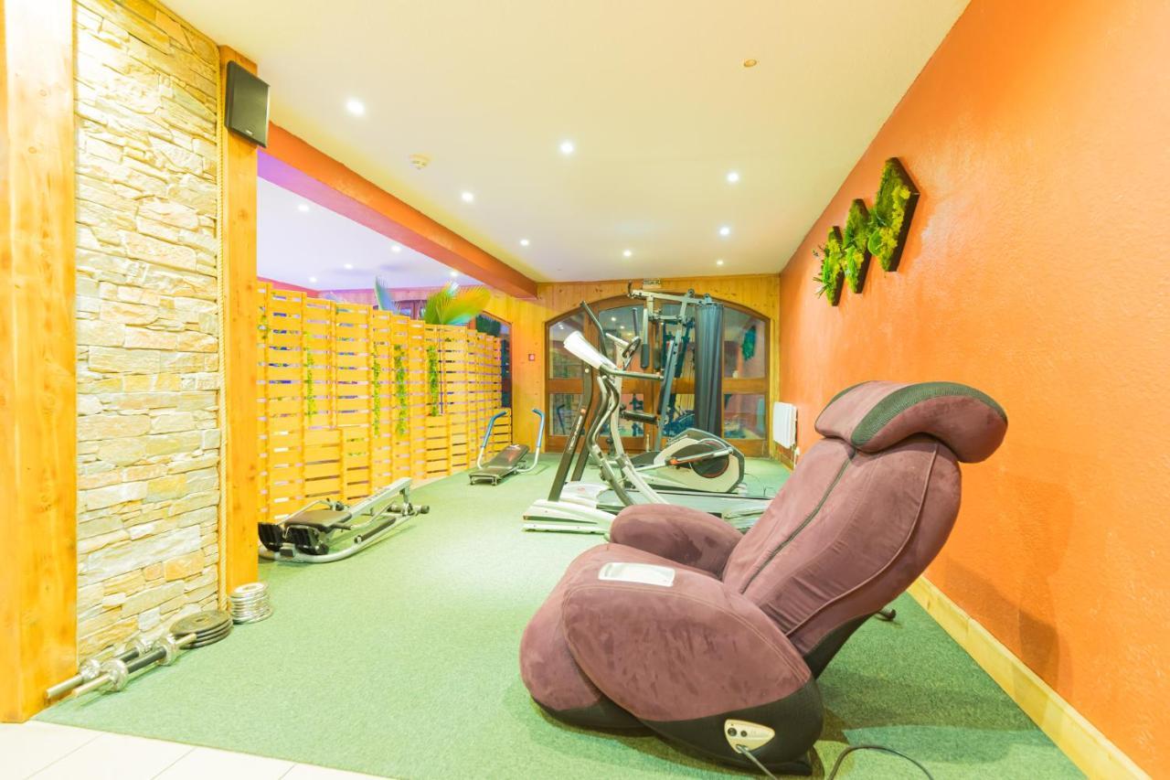Alpazur Val Cenis Hotel Lanslebourg-Mont-Cenis Ngoại thất bức ảnh